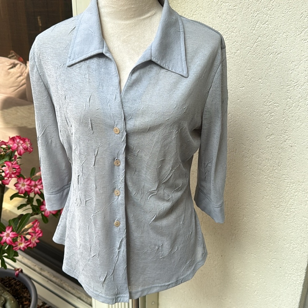 BARANDA. Grey 3/4 Sleeve, Button Down Shirt. Textured. Size L.‎